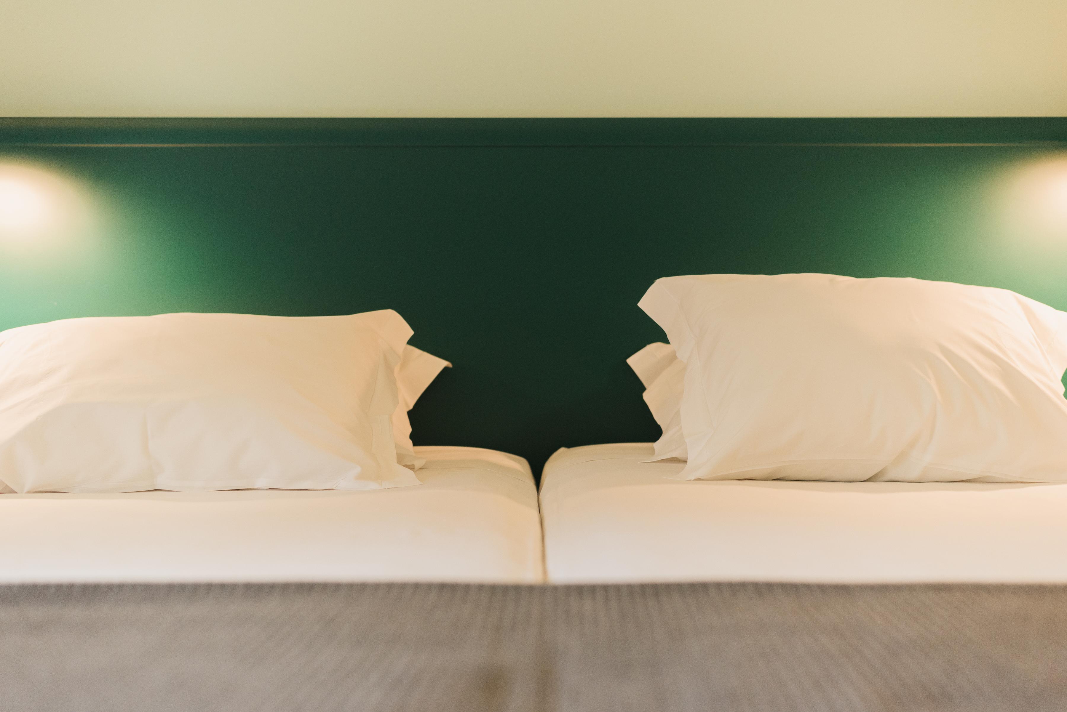 Holiday Express & - Principe Real By Ihg Lisbon