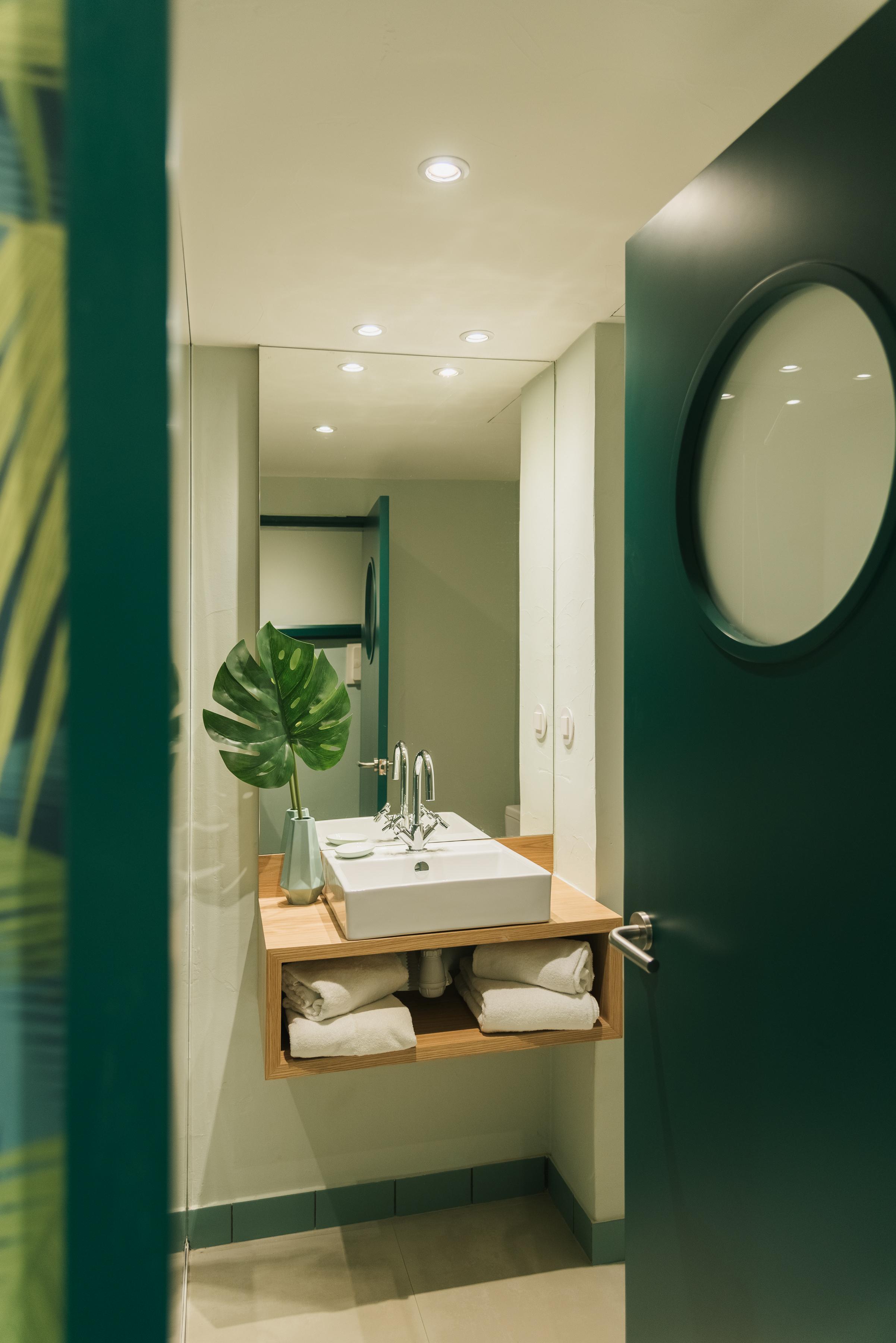 Hotel Holiday Express & - Principe Real By Ihg Lisbon