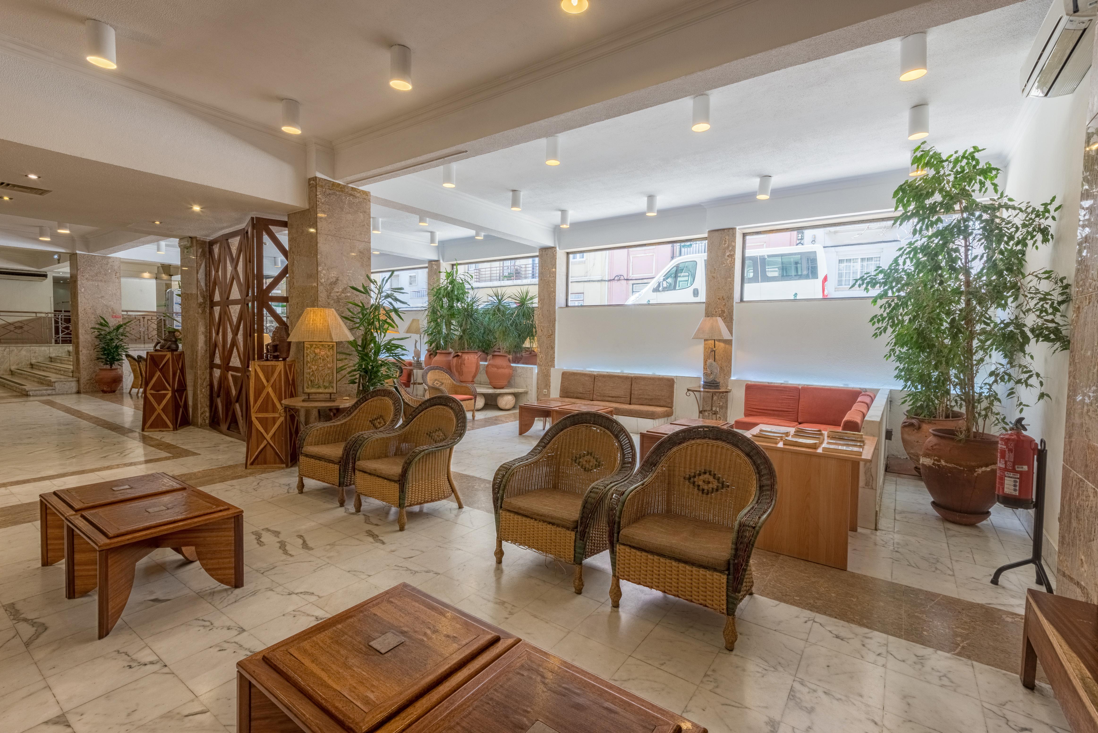 Holiday Express & - Principe Real By Ihg Hotel Lisbon