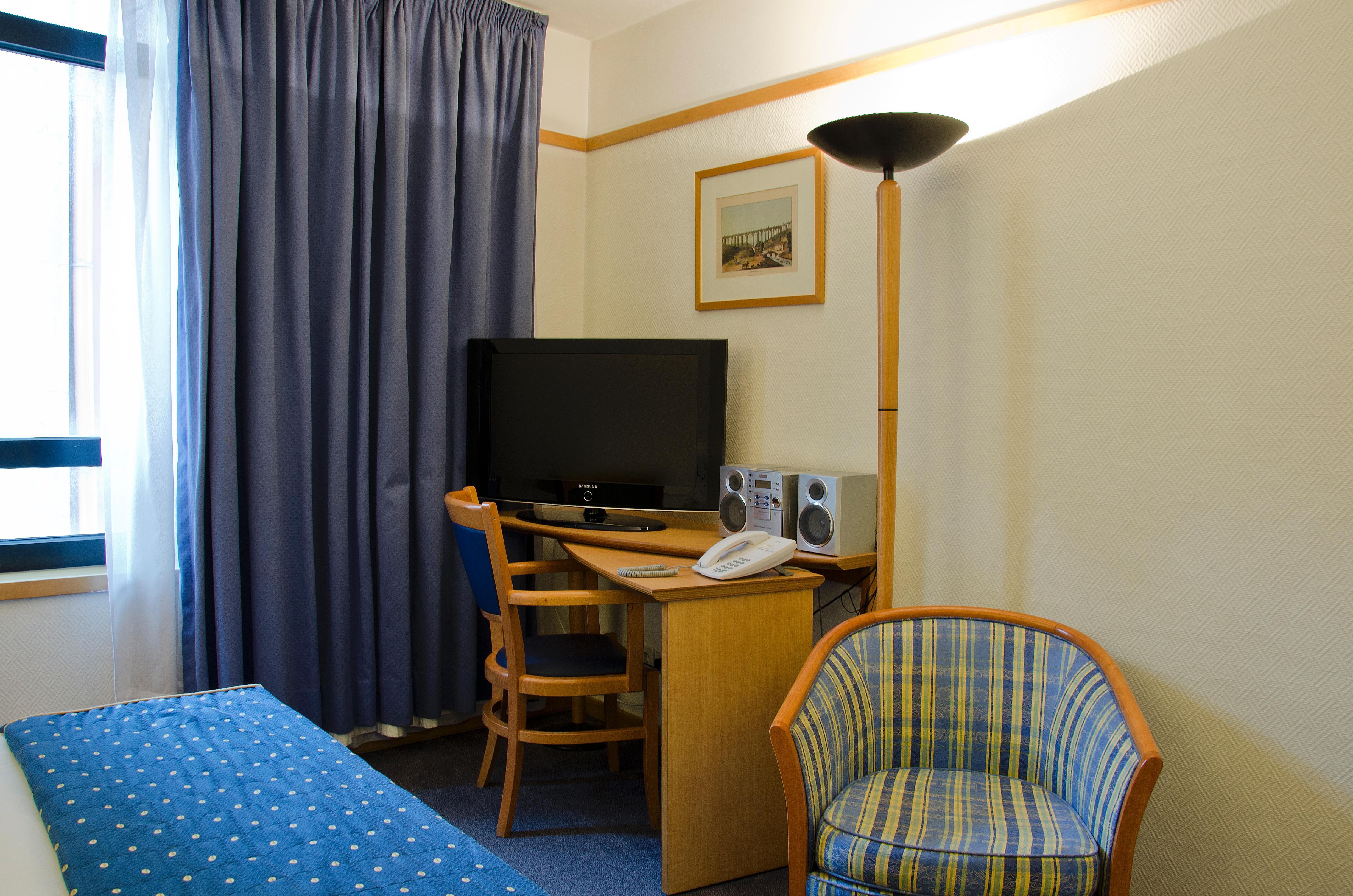Apart-hotel Vip Executive Eden 4*