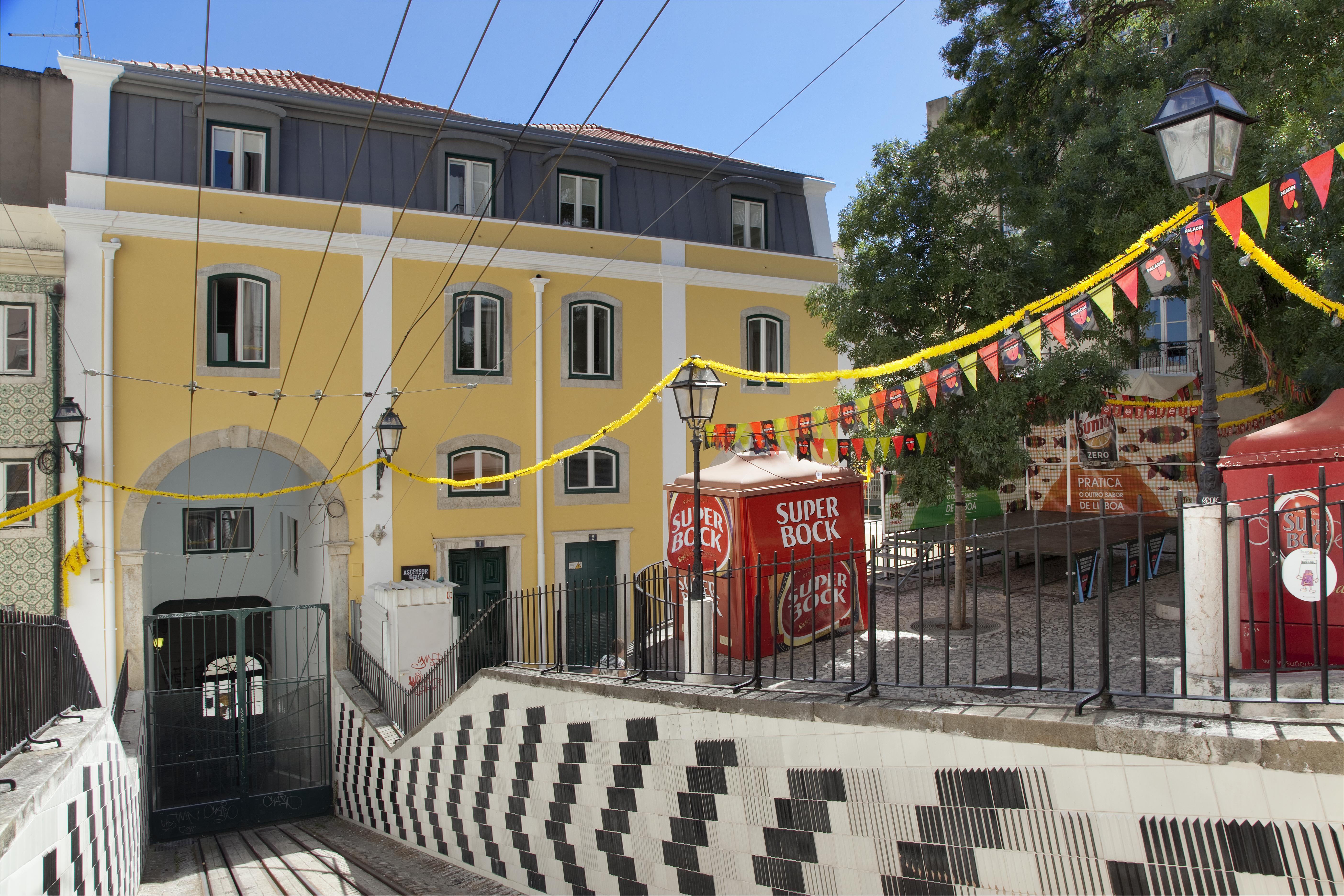 Apartment Ascensor Da Bica - Serviced