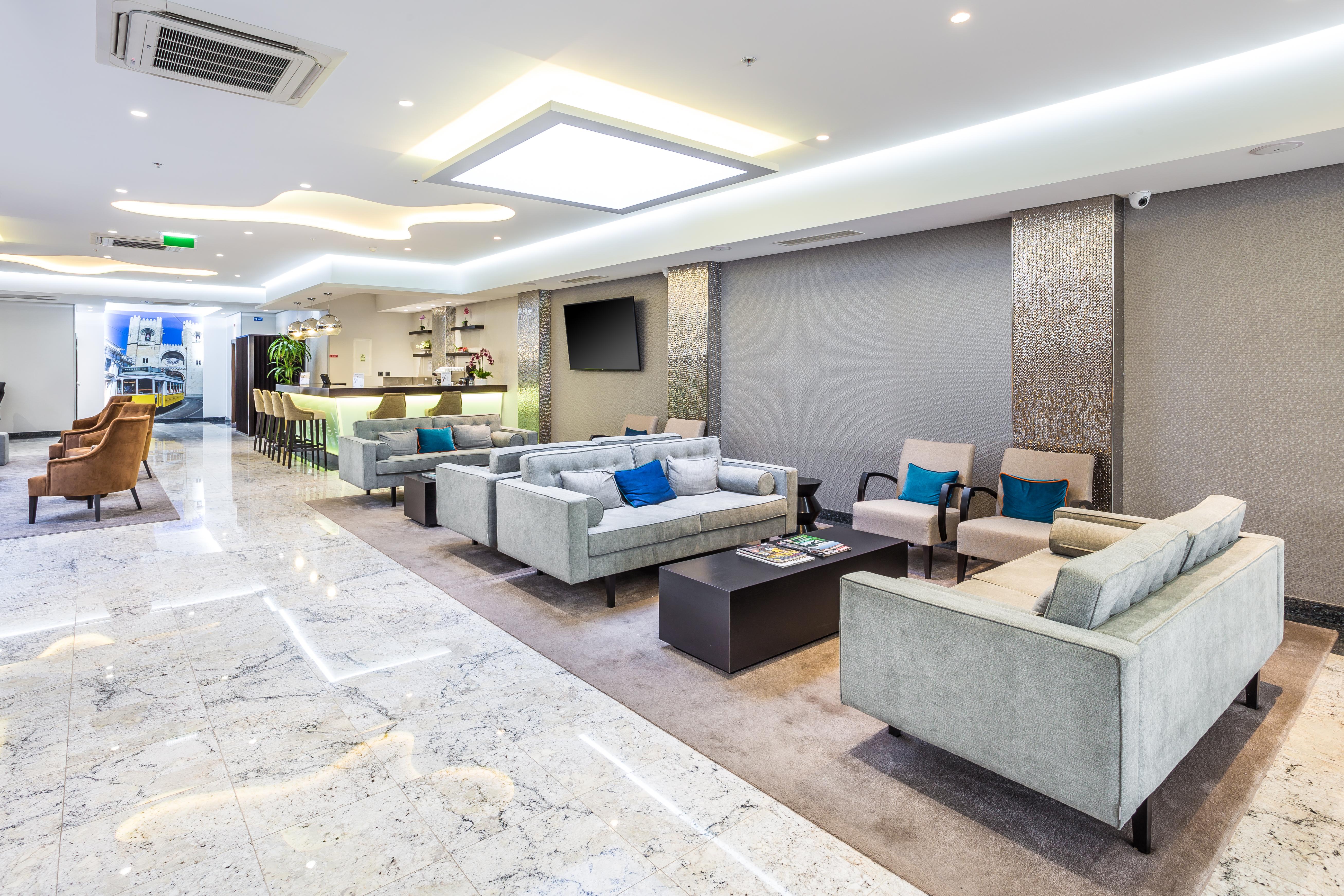 Empire Hotel 3*