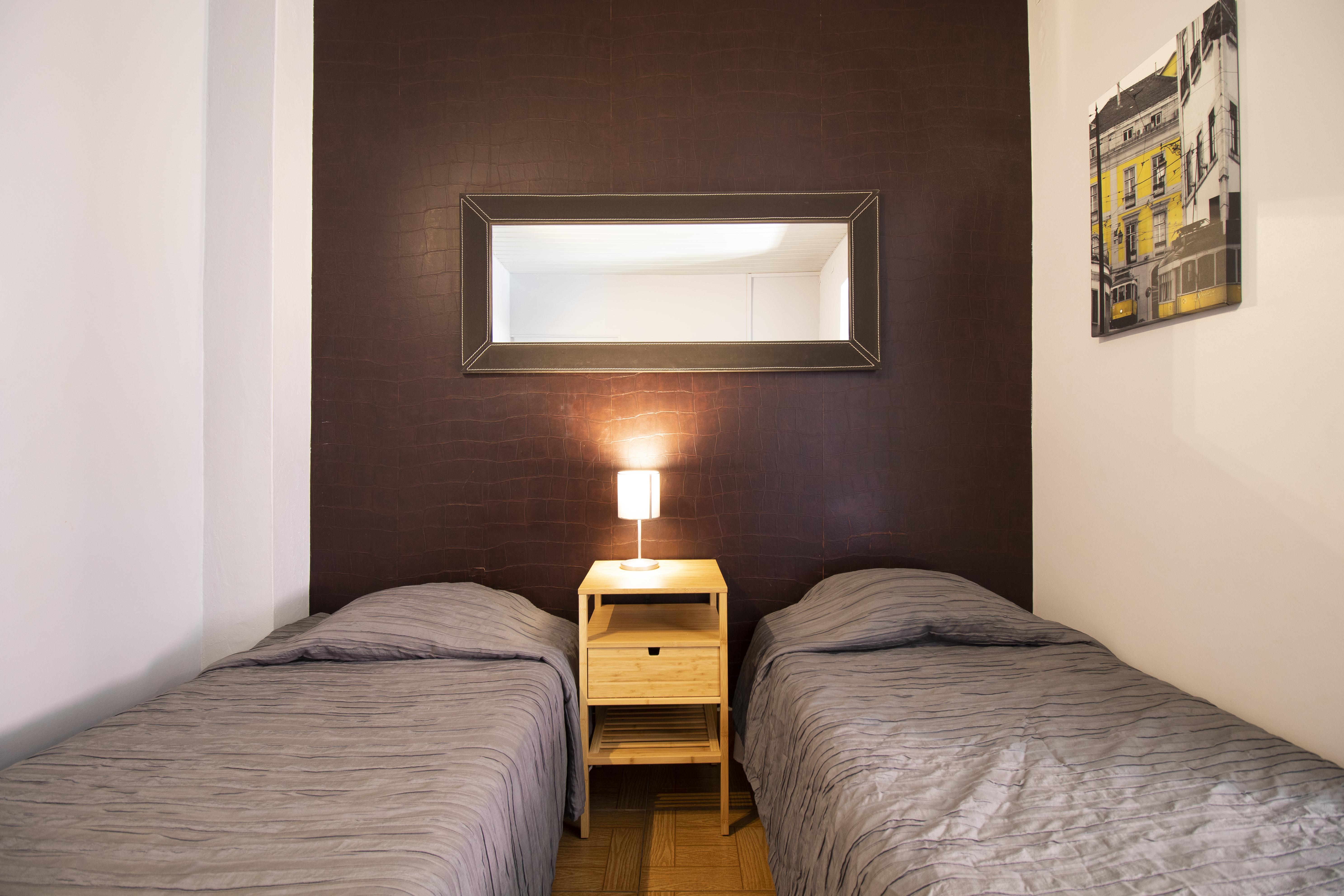 V Dinastia Guest house 2*