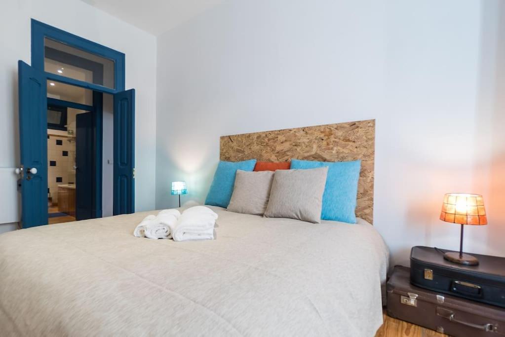 Magnificent Historical City Centre Apart With Terrace Apartment *