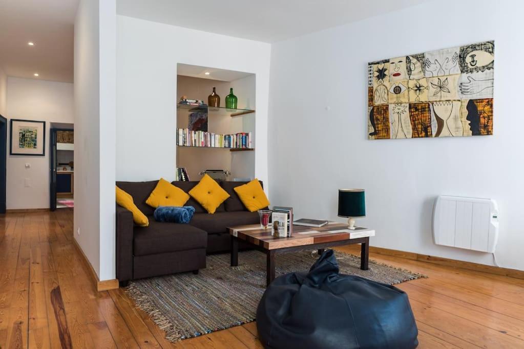 Magnificent Historical City Centre Apart With Terrace Apartment *