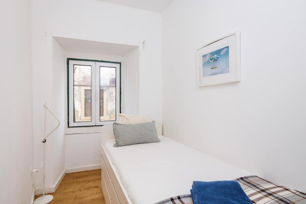 Ola - Alfama Iii Apartamento *