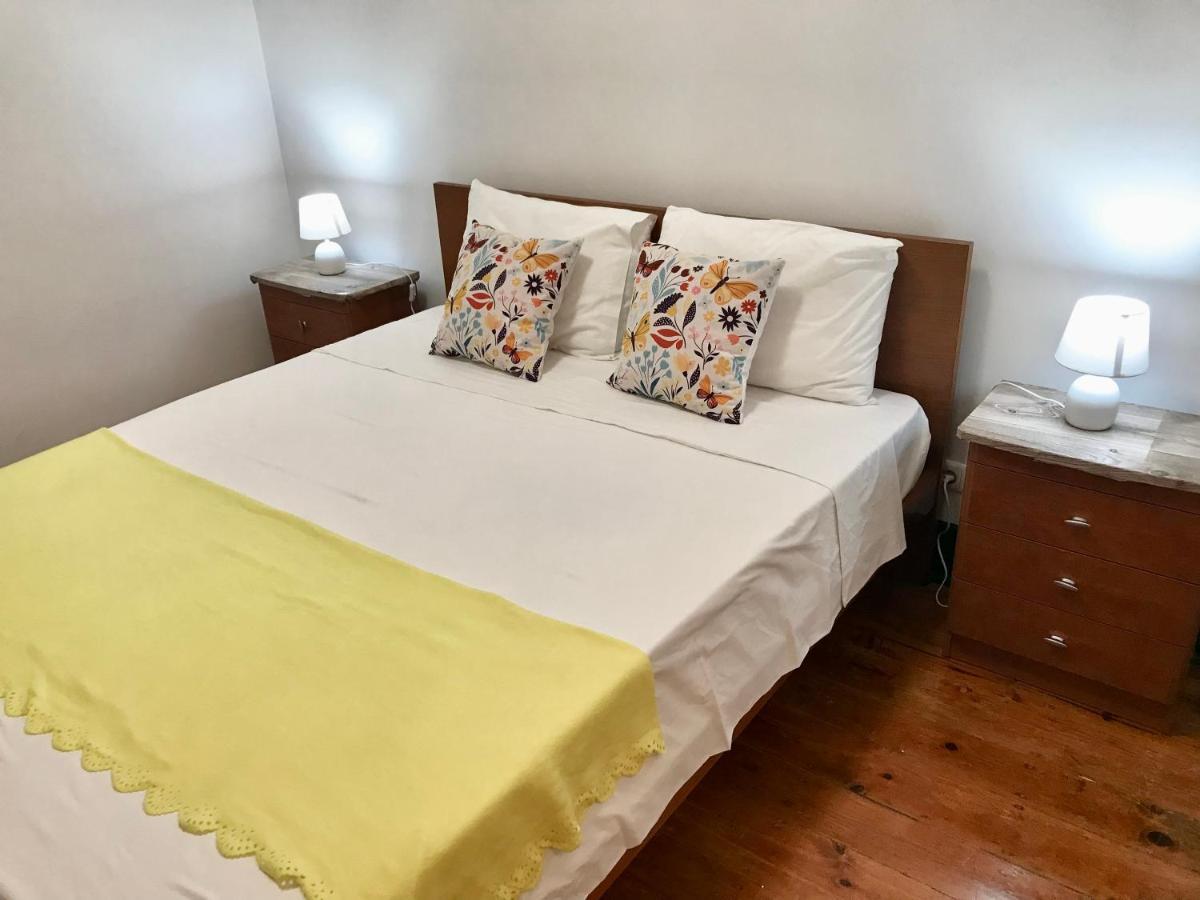 Sublime Yellow Bedroom Lisbon