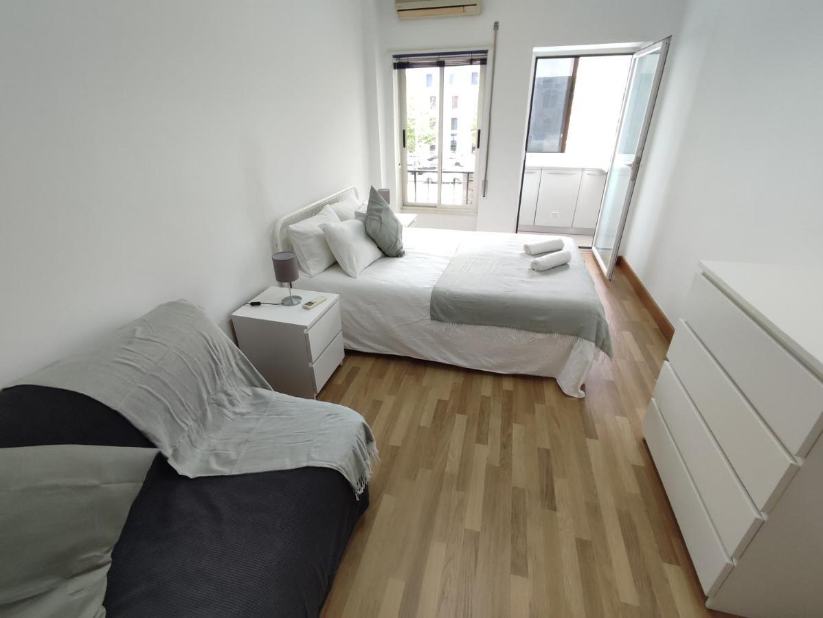 Theorynomad Al Republica Homestay