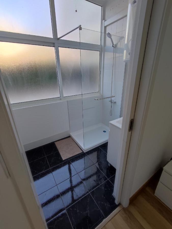 Theorynomad Al Republica Homestay Lisbon