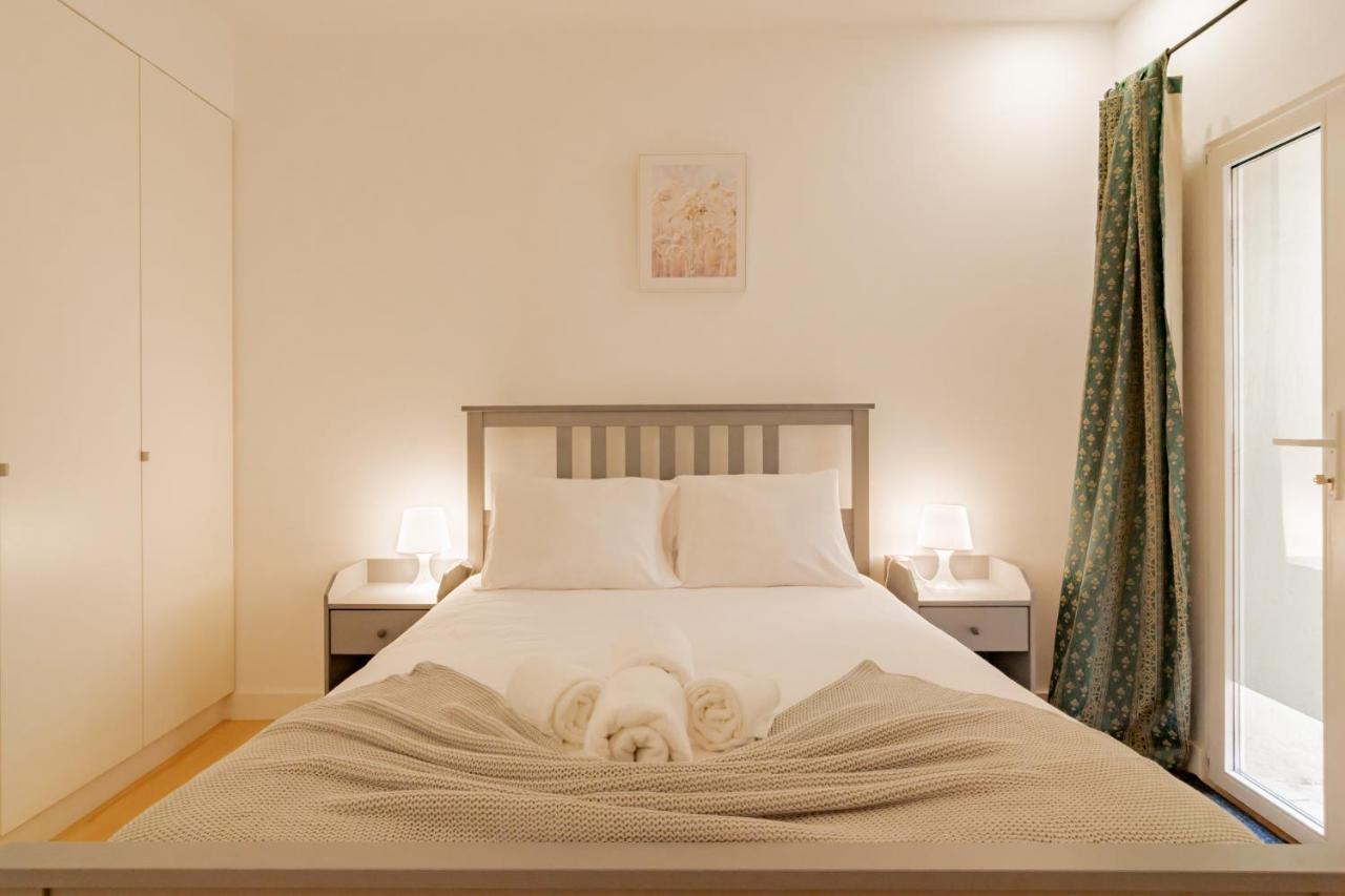 Charming Santos W/ Patio By Lovelystay Apartment Lisbon