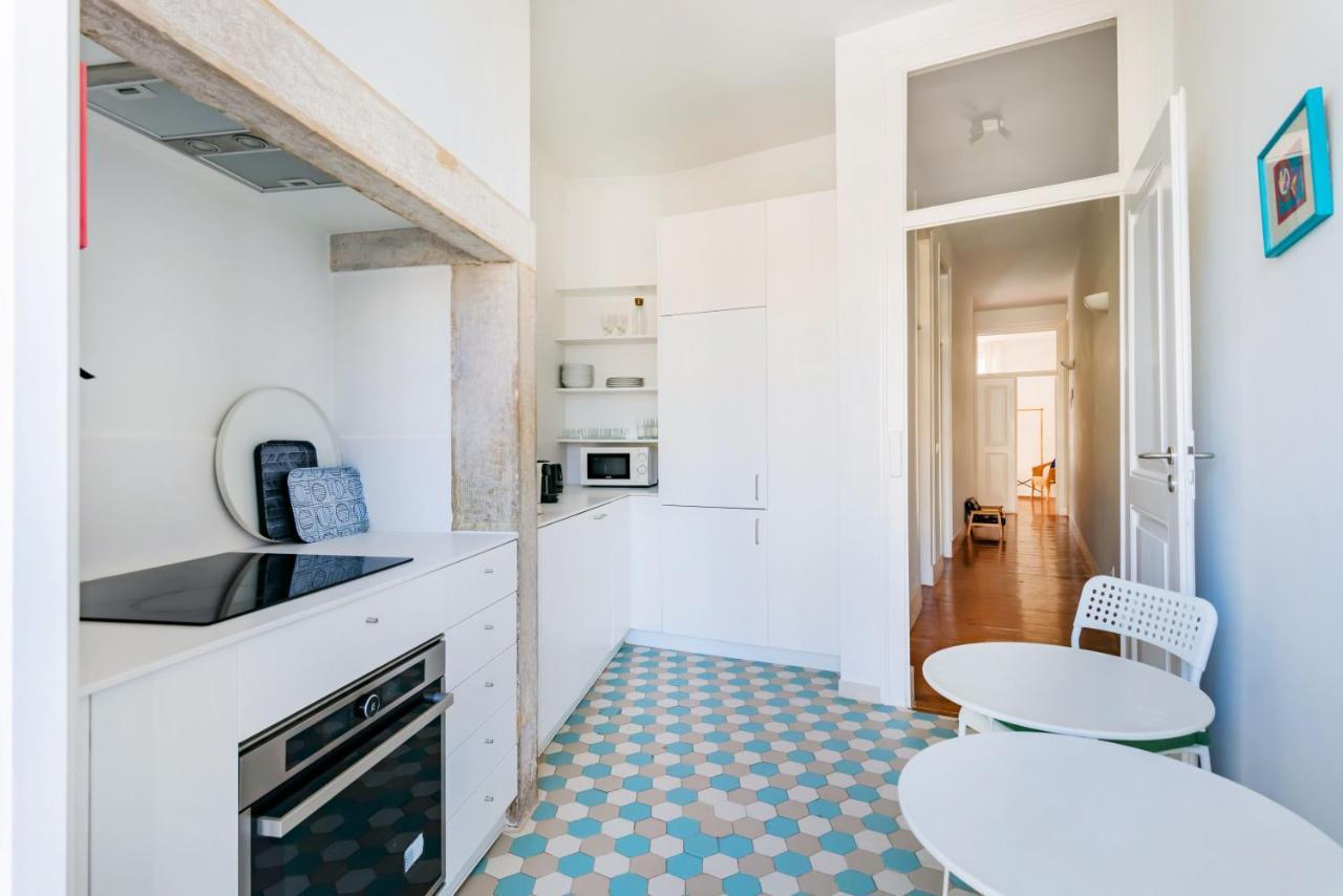 Apartment Conde 3bdr Luxury Lisbon