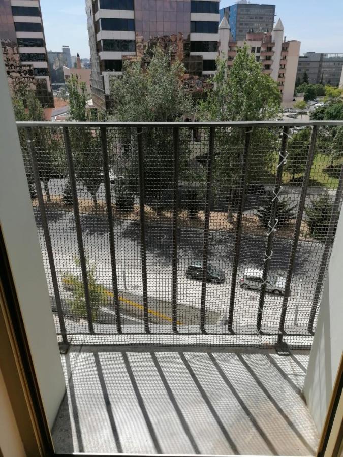 Apartment 5min Walk From Subway Station & Free Parking