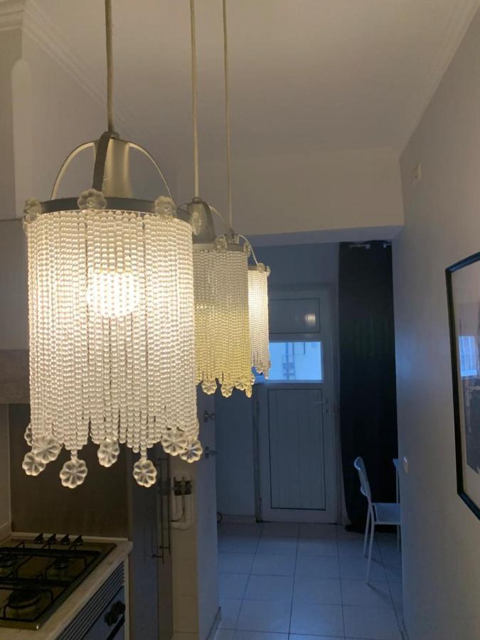 Beautiful 7 Bedroom In Apartment *