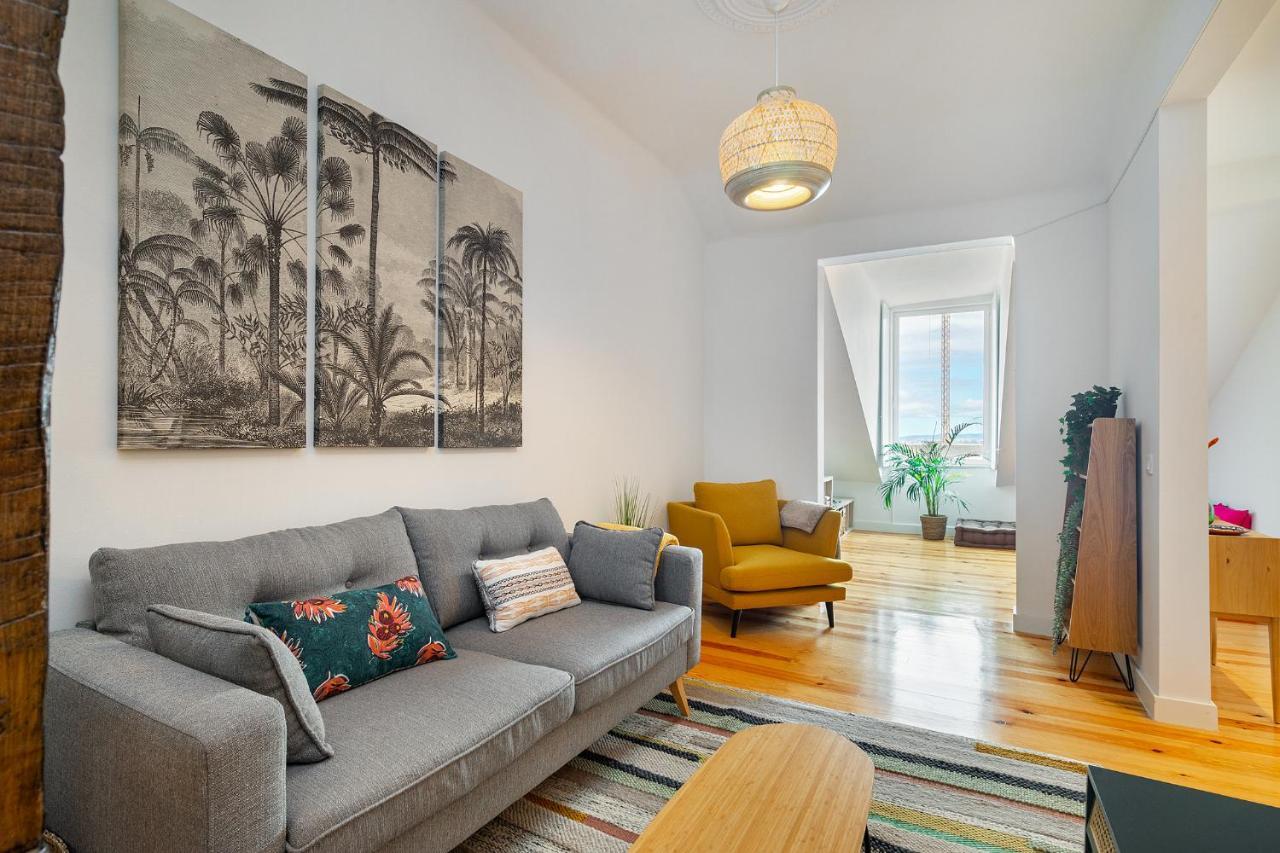Whome Riverside View 2-bed For Remote Workers & Digital Nomads Lisbon