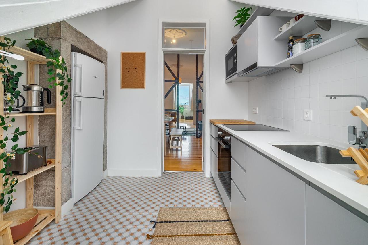 Whome Riverside View 2-bed For Remote Workers & Digital Nomads Apartment *
