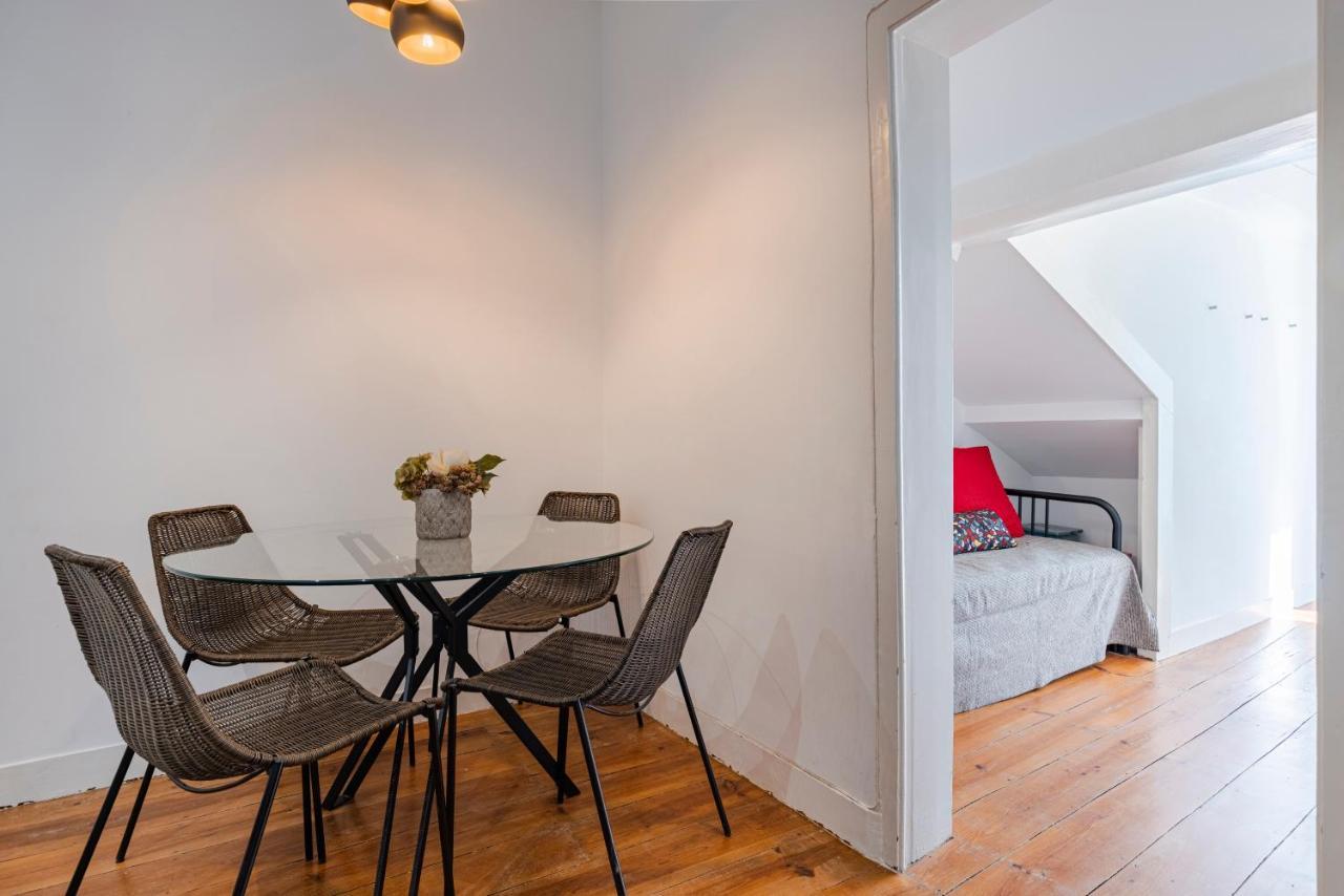 Apartment Alfama 2bdr Duplex W/ Balcony By Lovelystay