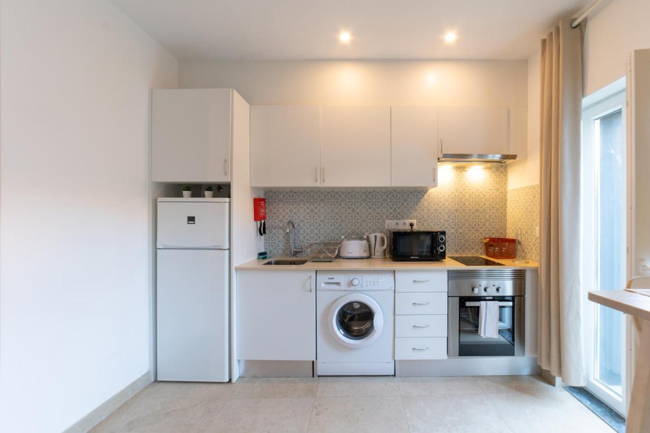 Hill House - No. 599b Apartment *