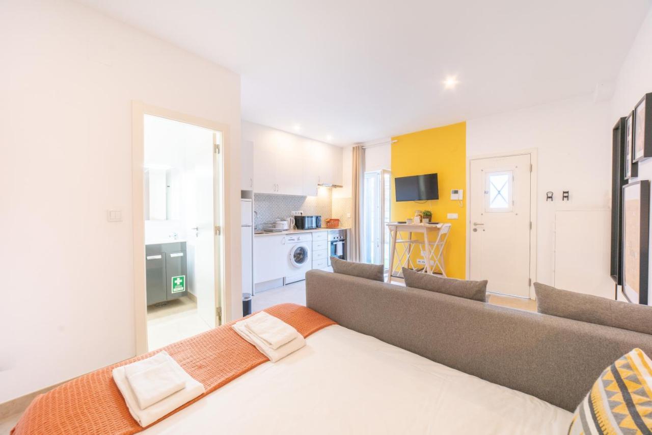 Hill House - No. 599b Apartment
