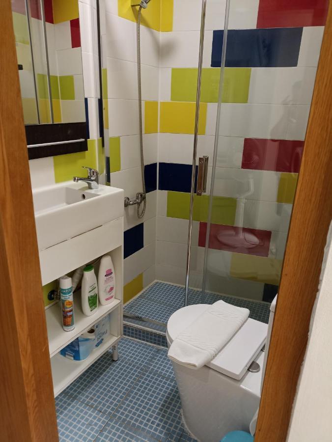 Guest house Martim Moniz 28