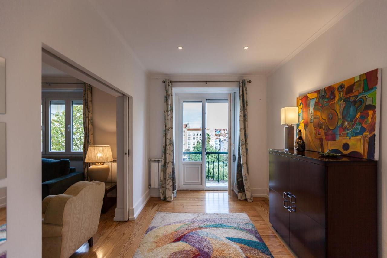 Flh Alameda Modern Art With Parking Apartment Lisbon