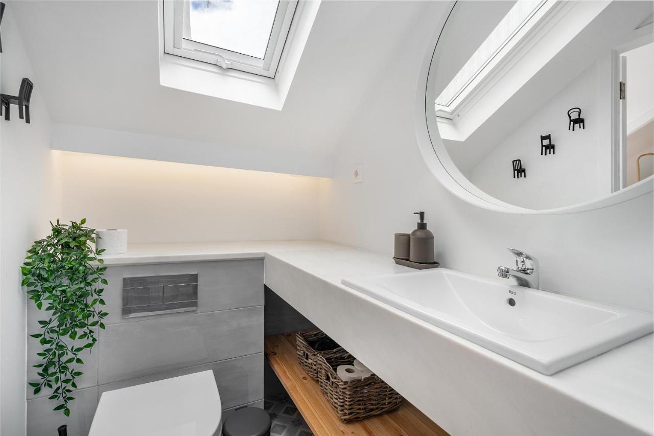 Apartment Whome Riverside View 2-bed For Remote Workers & Digital Nomads Lisbon
