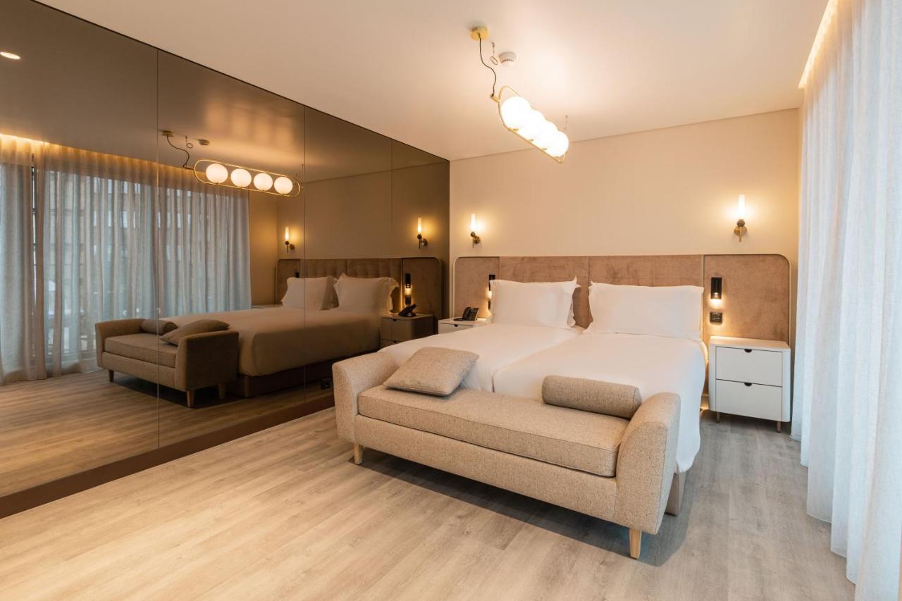 Luster Hotel Lisbon
