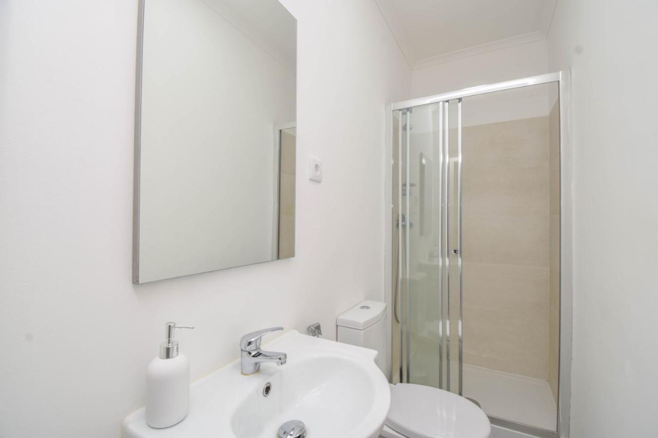 Apartment Laranjal 7 Lisbon