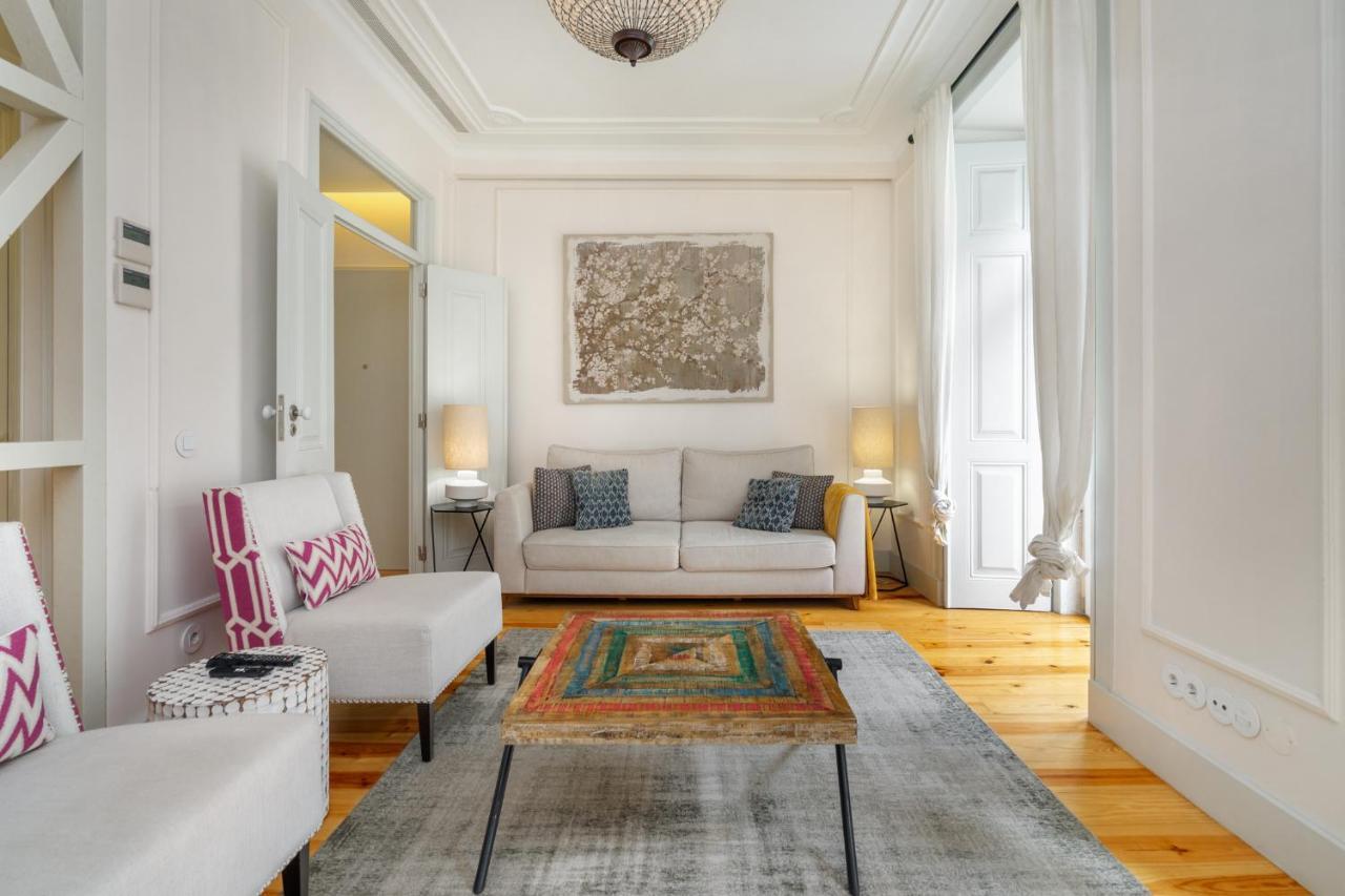 Whome Luxury In Prime Location W/ Ac, Lift & Private Patio