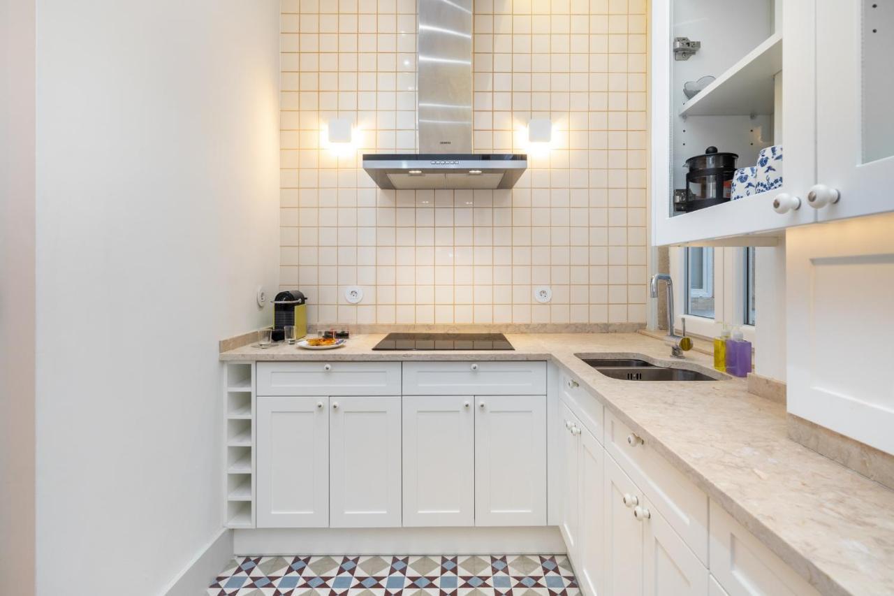 Whome Luxury In Prime Location W/ Ac, Lift & Private Patio * Lisbon