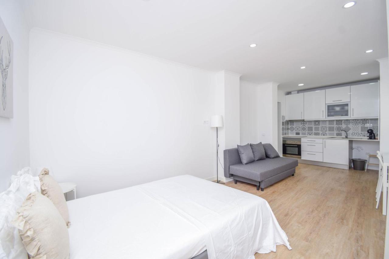 Apartment Laranjal 7 *