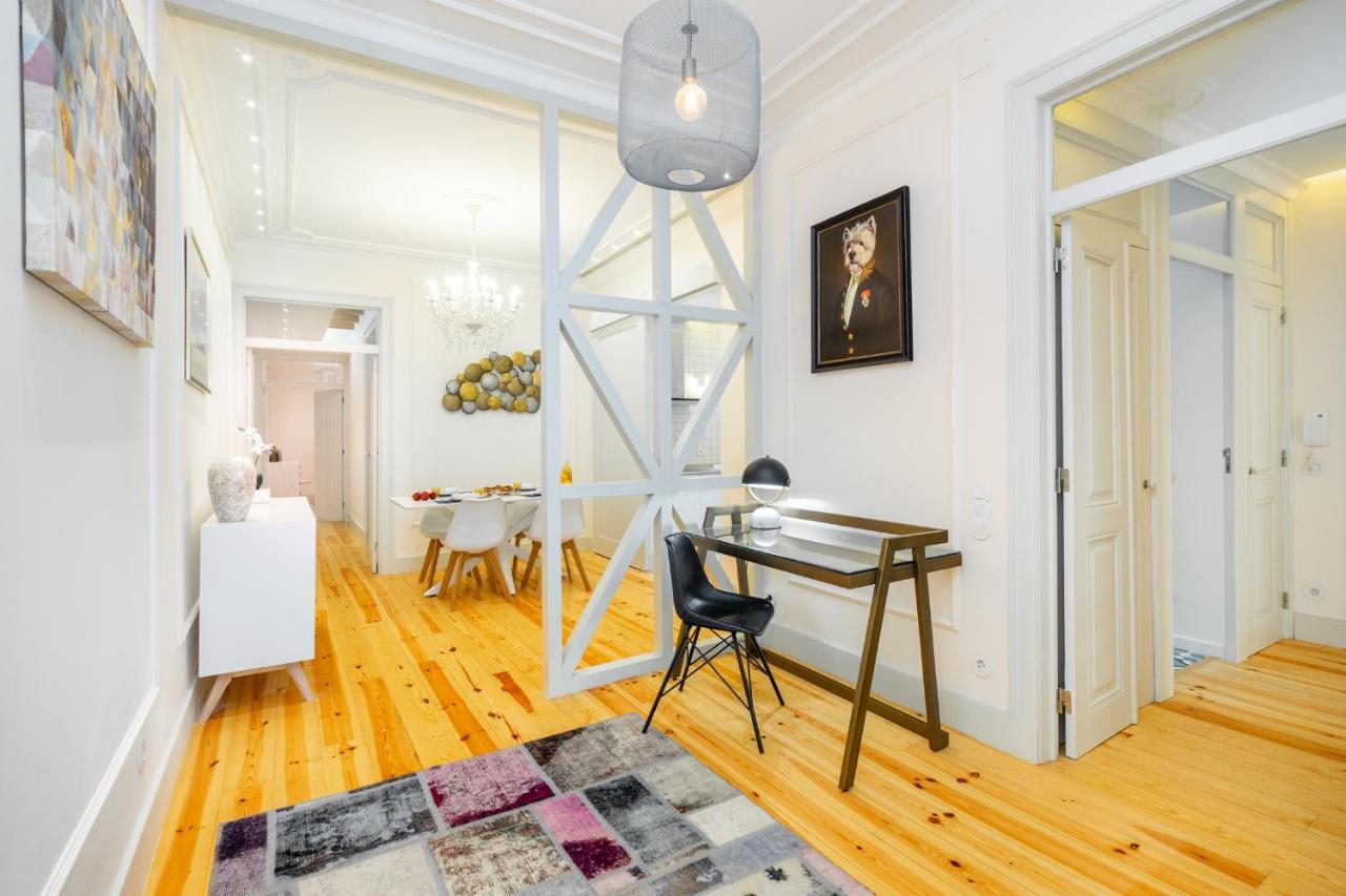 Whome Luxury In Prime Location W/ Ac, Lift & Private Patio * Lisbon
