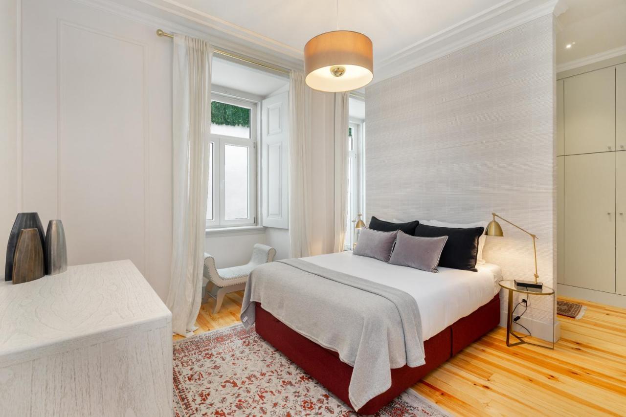 Apartment Whome Luxury In Prime Location W/ Ac, Lift & Private Patio Lisbon