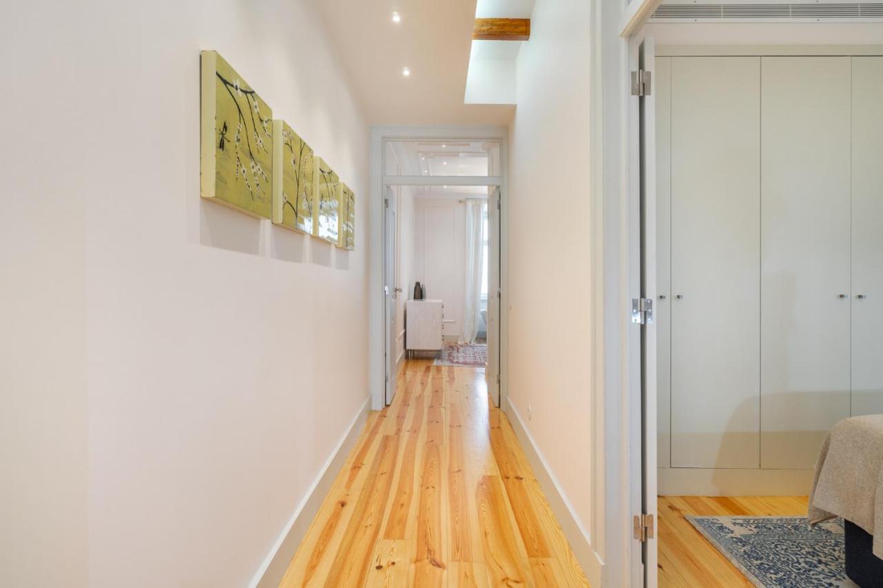 Apartment Whome Luxury In Prime Location W/ Ac, Lift & Private Patio *