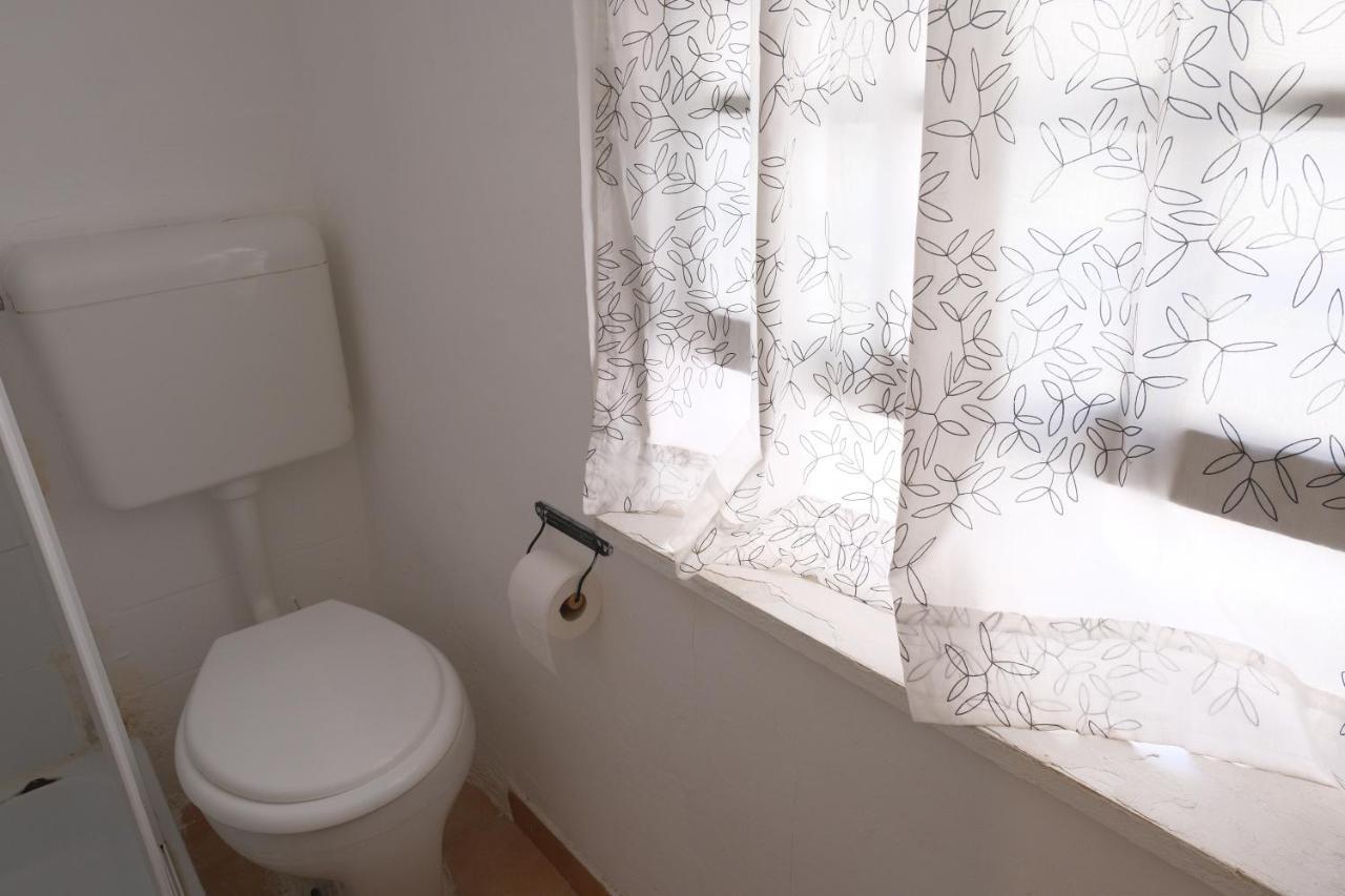 Beco Canas Apartment Lisbon