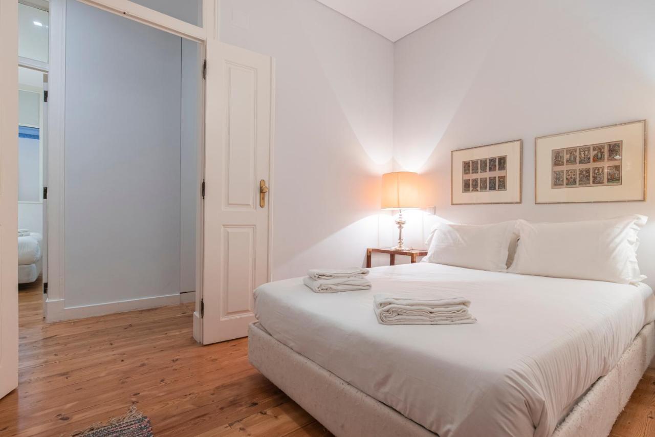 Apartment Castelo Design Aparment W/ Balcony & Super View By Lovelystay *