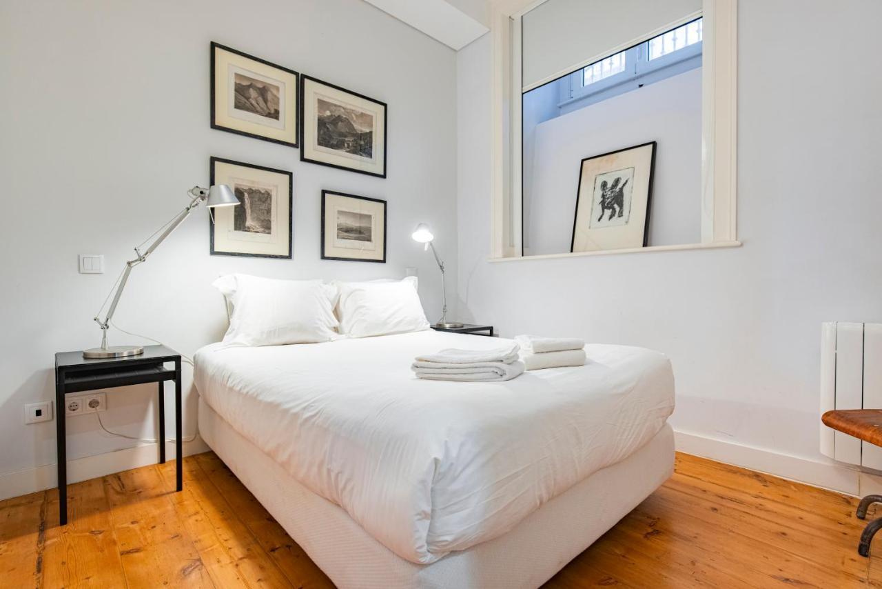 Apartment Castelo Design Aparment W/ Balcony & Super View By Lovelystay