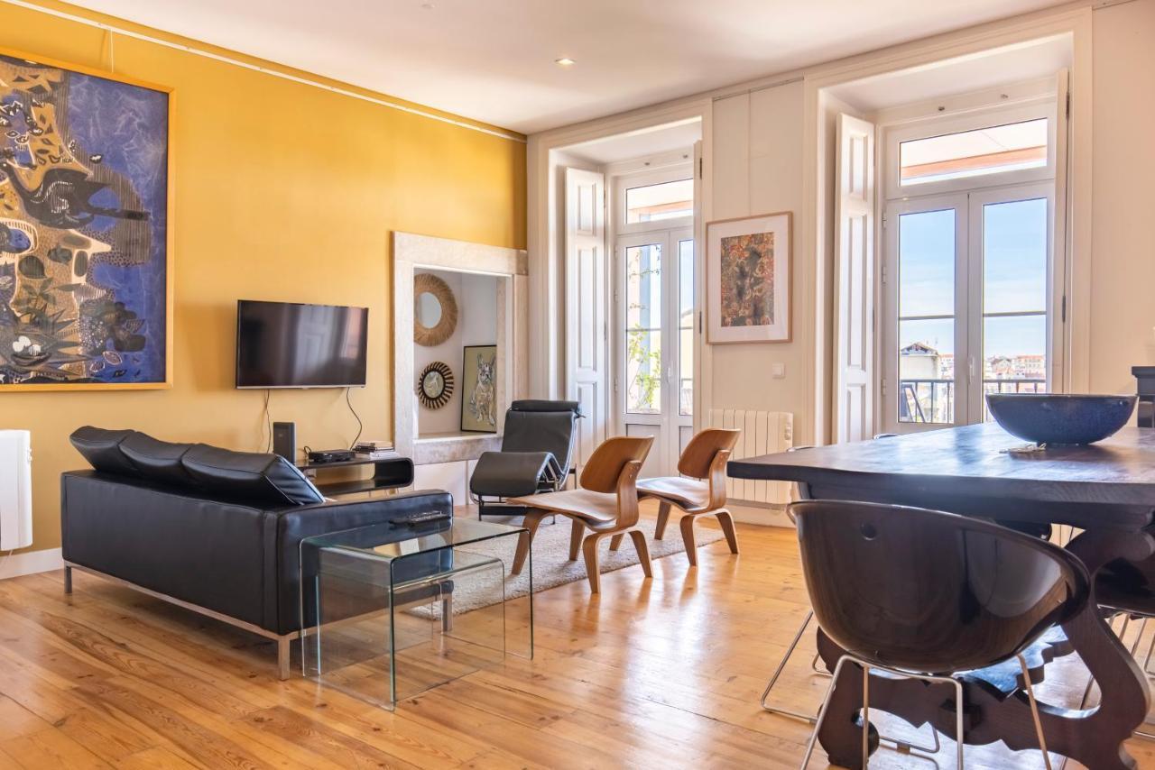 Castelo Design Aparment W/ Balcony & Super View By Lovelystay Apartment Lisbon