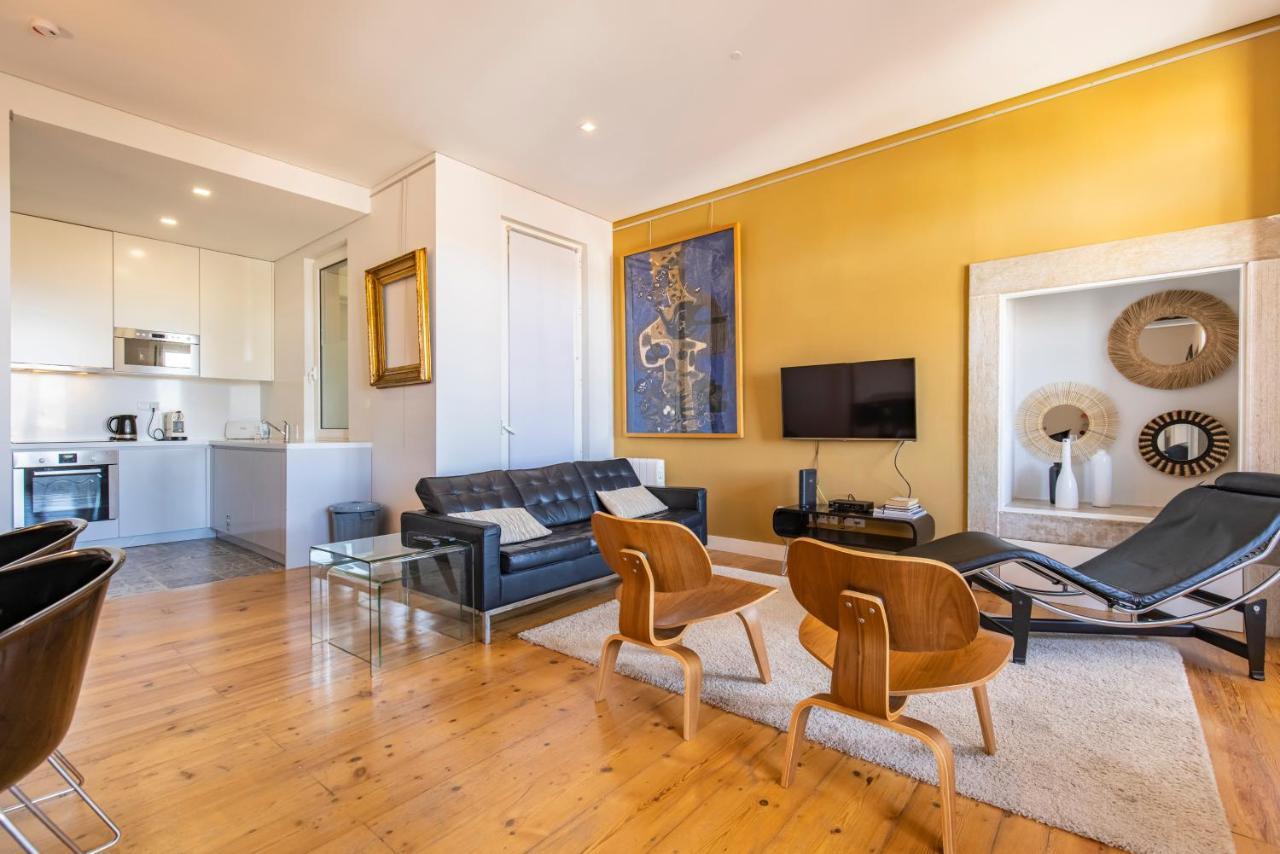 Castelo Design Aparment W/ Balcony & Super View By Lovelystay Apartment