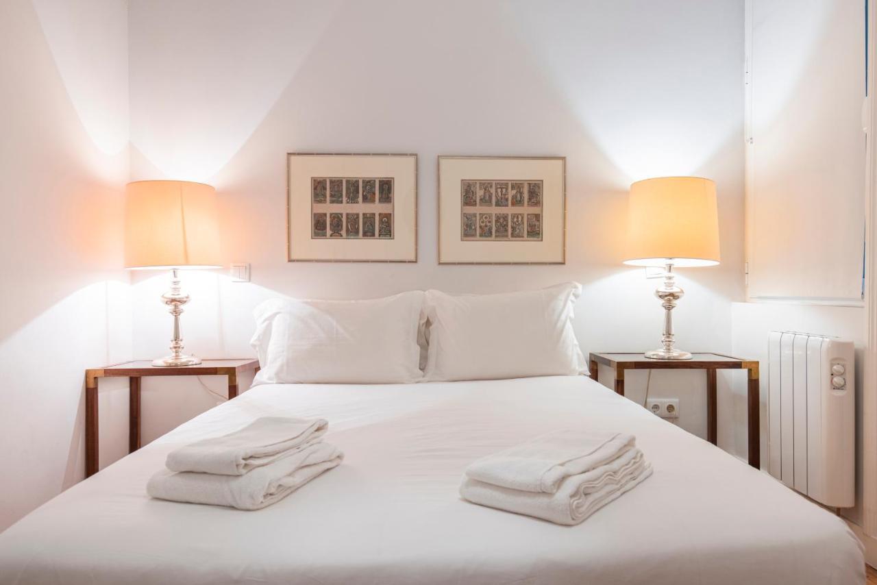 Castelo Design Aparment W/ Balcony & Super View By Lovelystay Apartment Lisbon