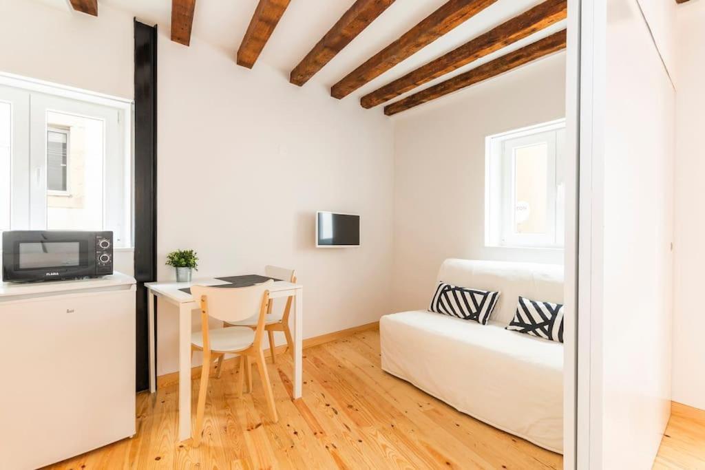 Apartment 1e Brand New Right In The Heart Of Alfama Lisbon