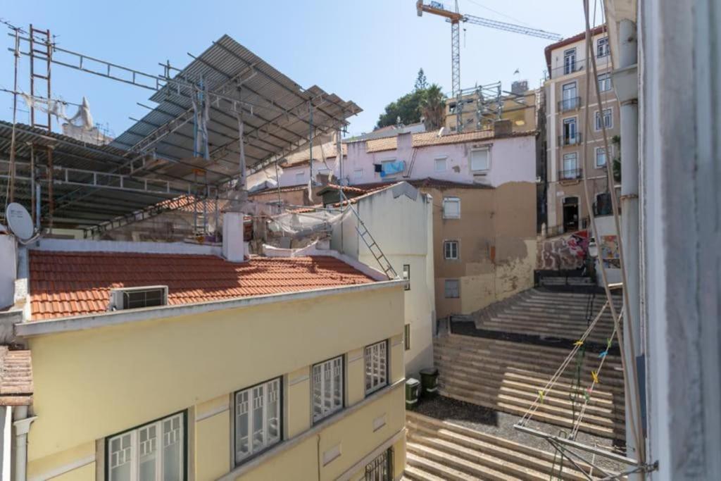 Apartment Loft Mouraria Lisbon