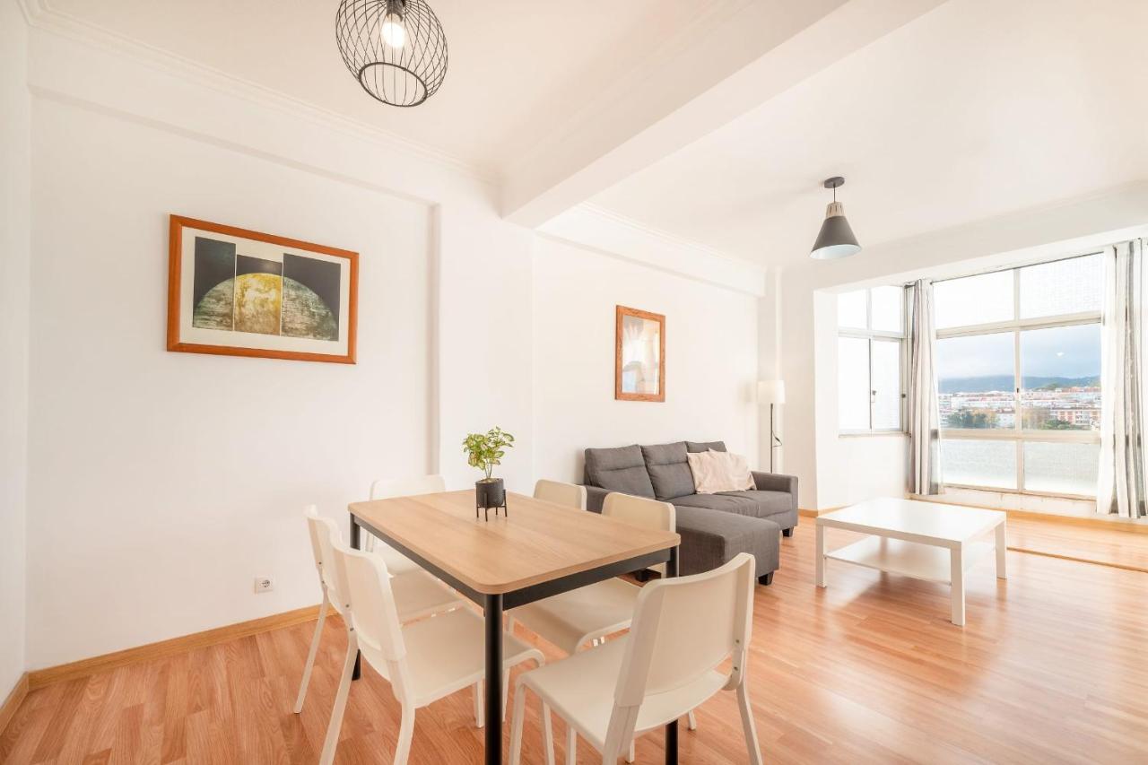 Guestready - Bright Flat Near Rio De Mouro Station * Lisboa