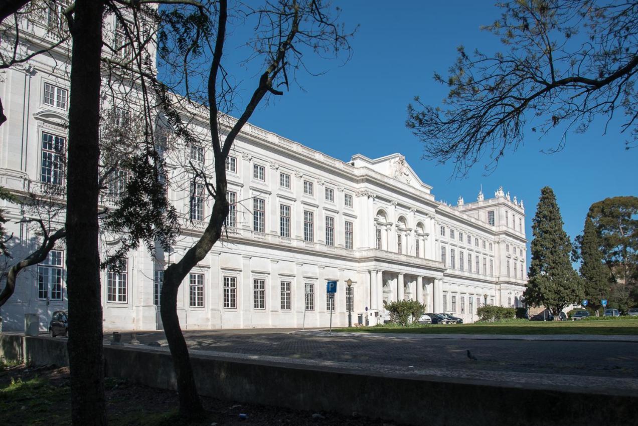 Apartamento Flat With A Garden In Belem Lisboa