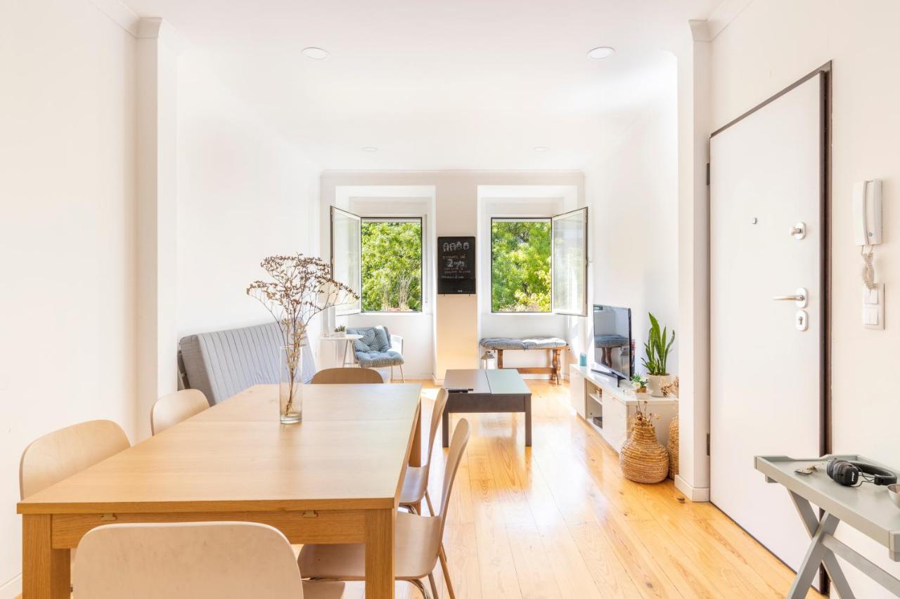 Comfy 3 Bedroom Campo De Ourique Lisbon