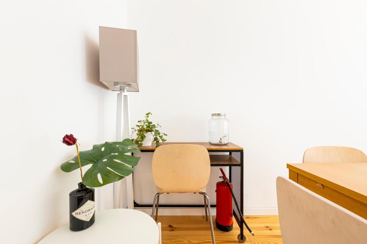 Apartment Comfy 3 Bedroom Campo De Ourique Lisbon