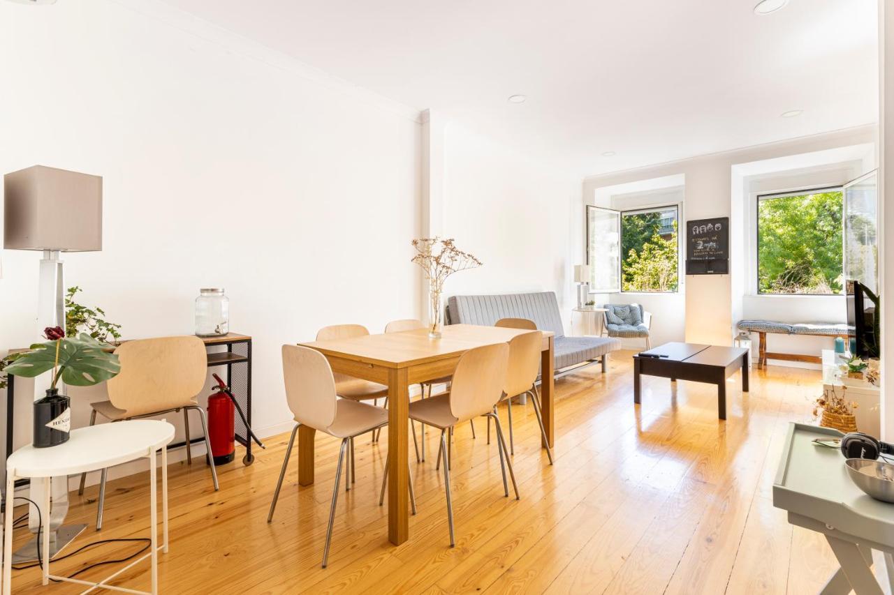 Apartment Comfy 3 Bedroom Campo De Ourique Lisbon