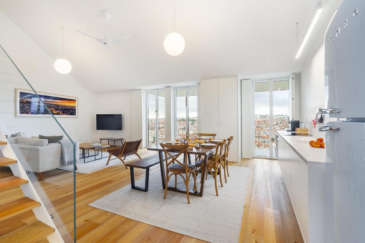 Whome View Penthouse Luxurious Living In With Ac & Elevator Apartment Lisbon