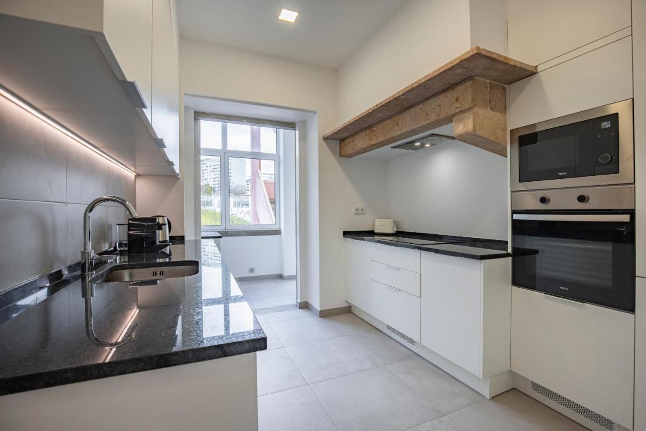 Magnificent 4bdr In By Lovelystay Lisbon