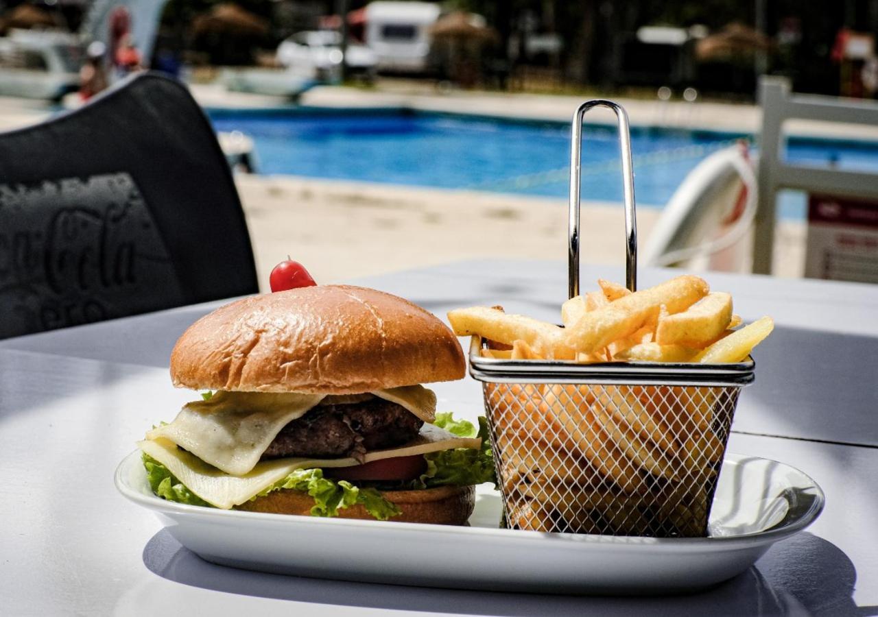 Lisboa Bungalows Campsite 4*
