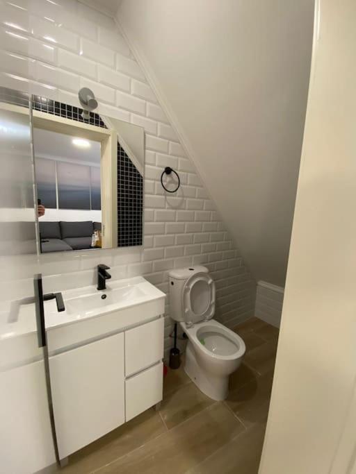 Artistic Digital Getaway - Patio & Great Location! *